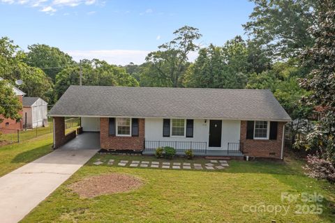 322 S Vine Street Gastonia NC 28052