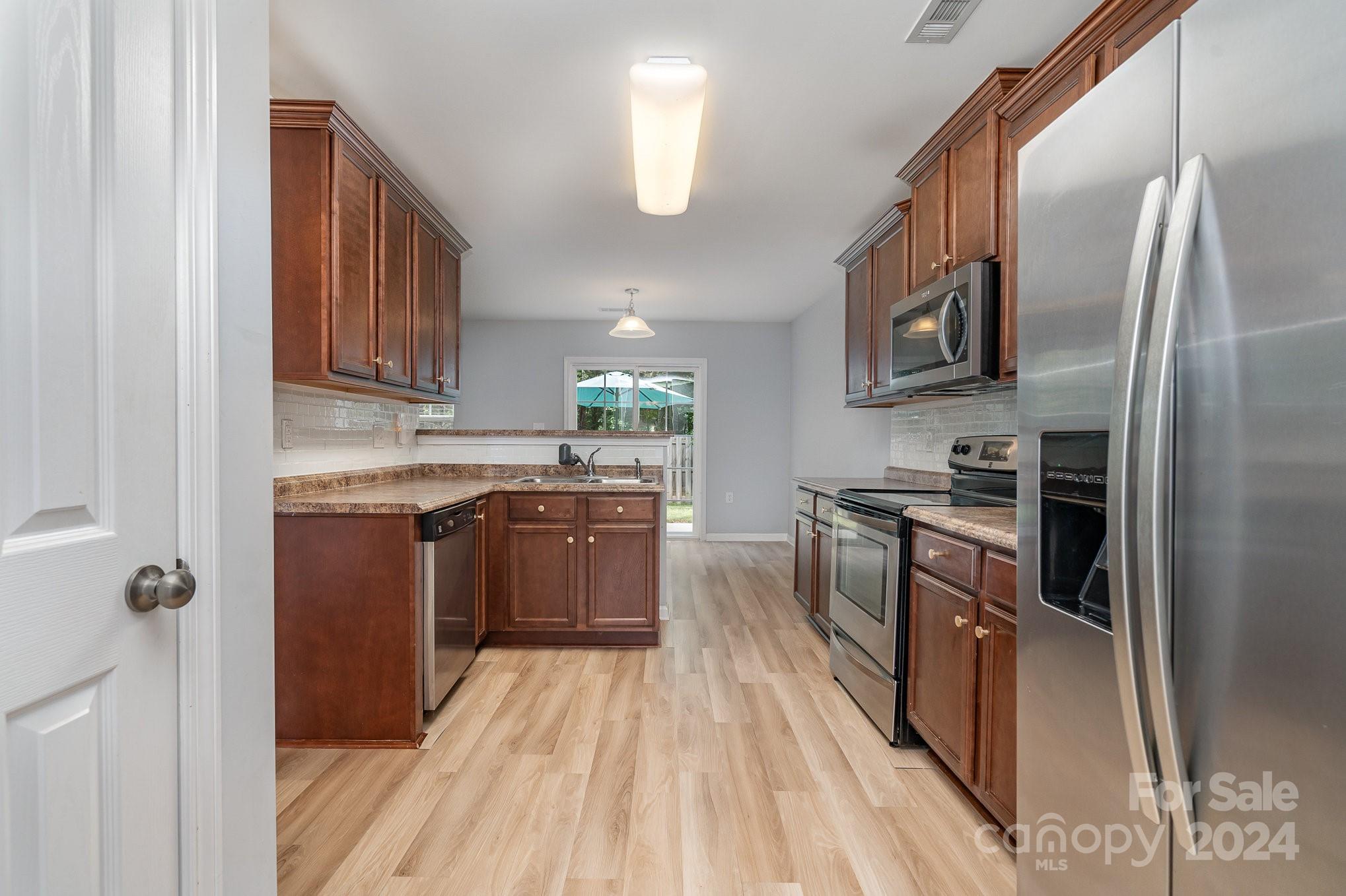 Reid Pointe - Residential