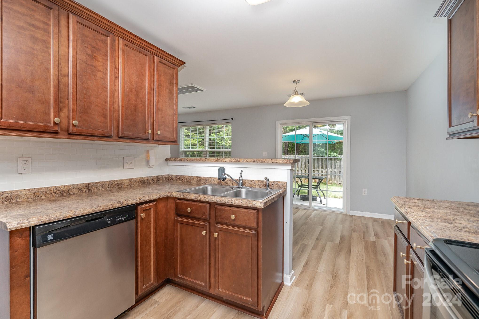 Reid Pointe - Residential