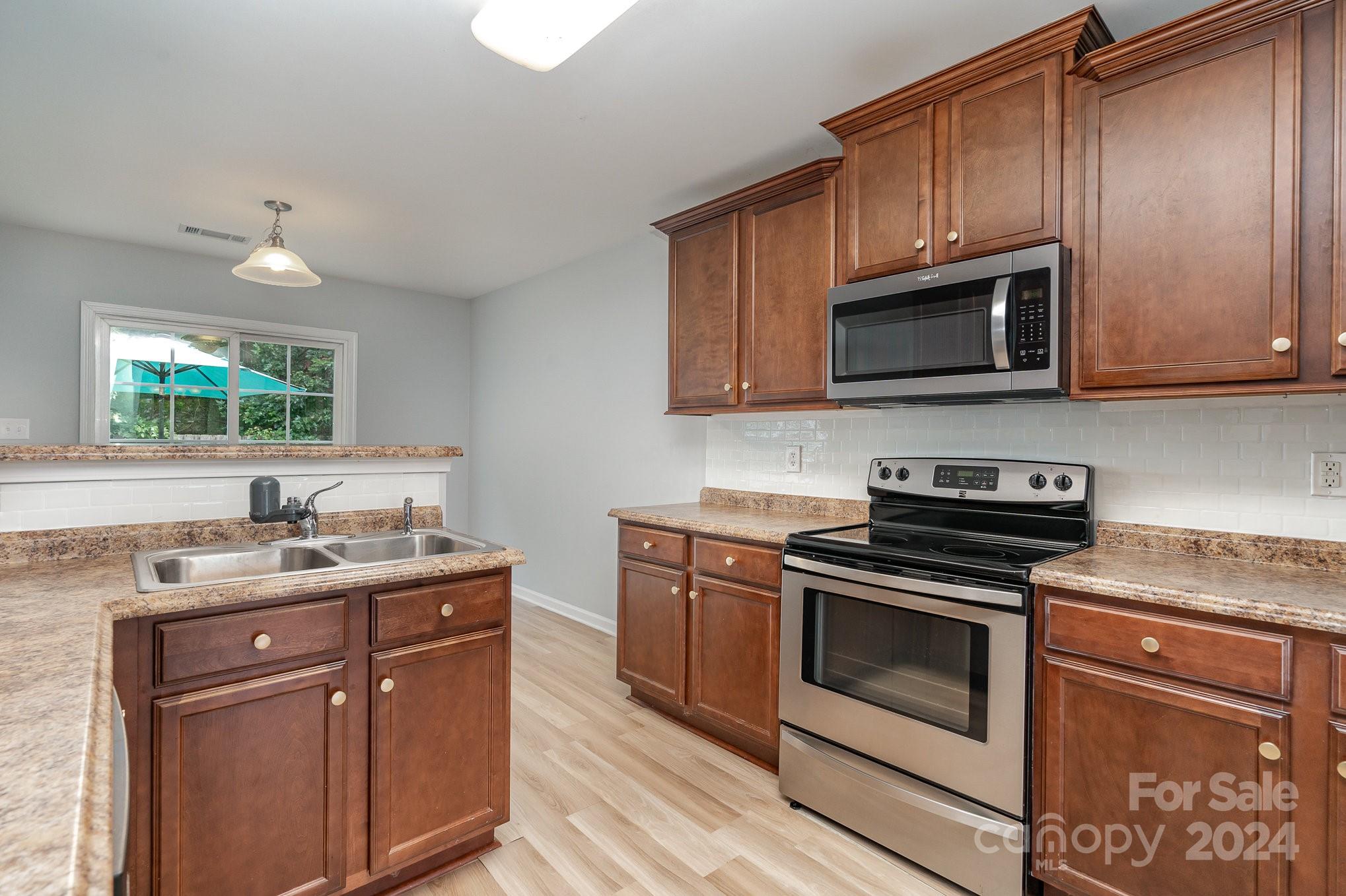 Reid Pointe - Residential