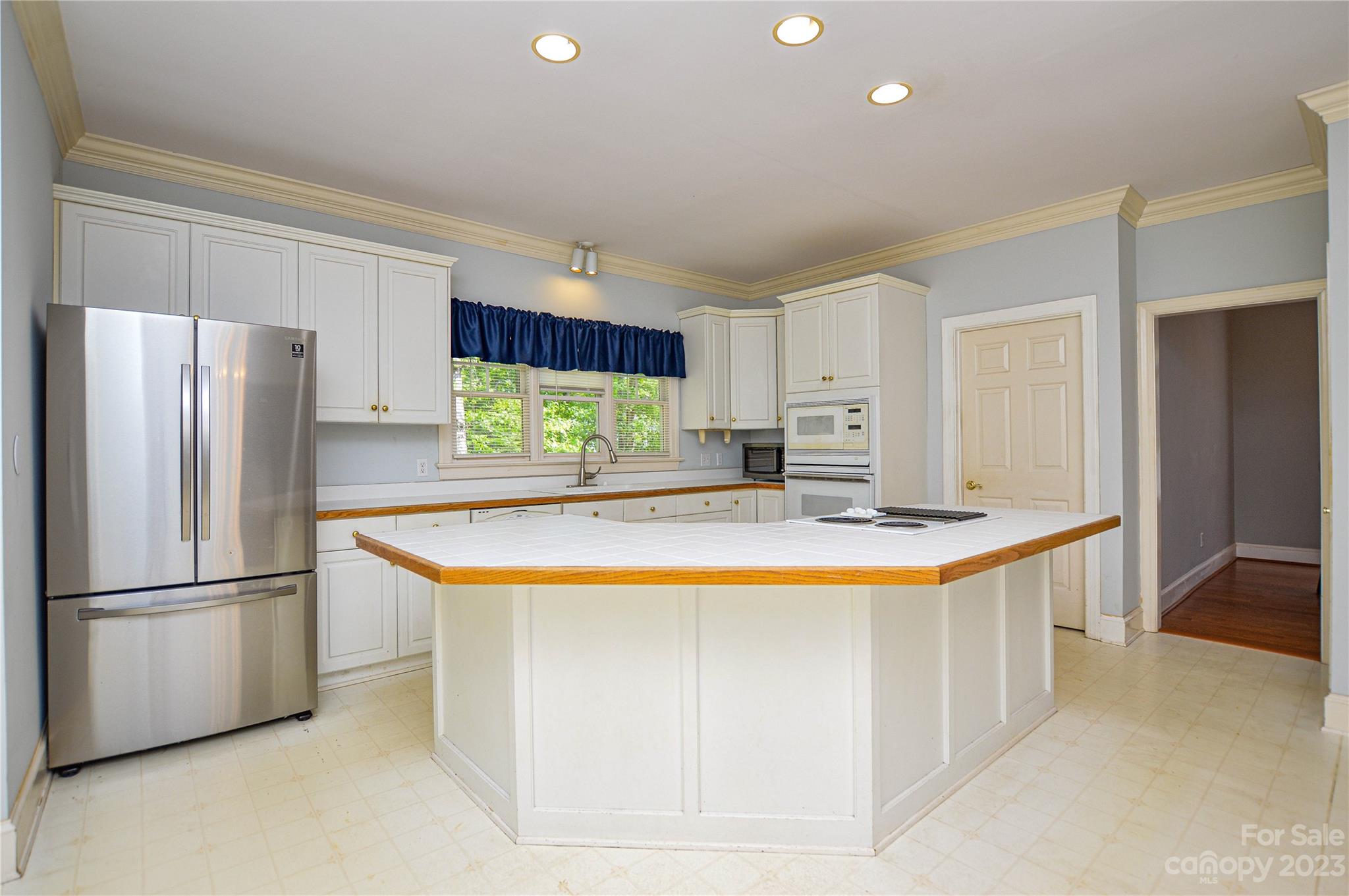 Rawlinson Acres II - Residential