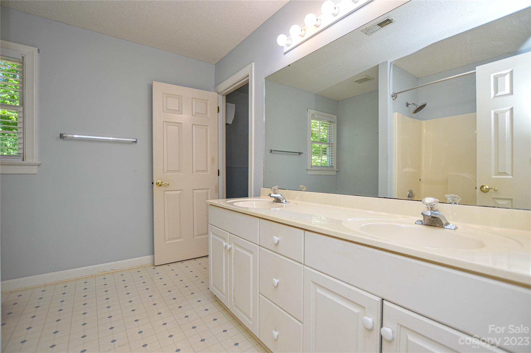 Rawlinson Acres II - Residential