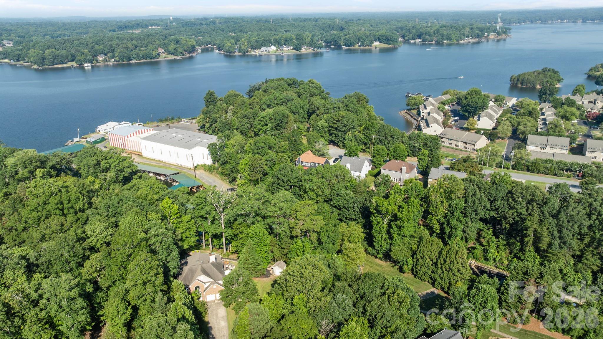 Harbor Club - Residential