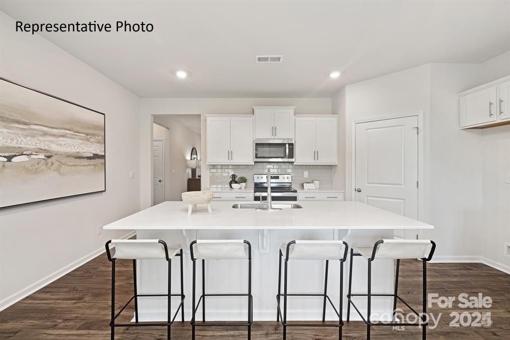 7570 Bainbridge Road