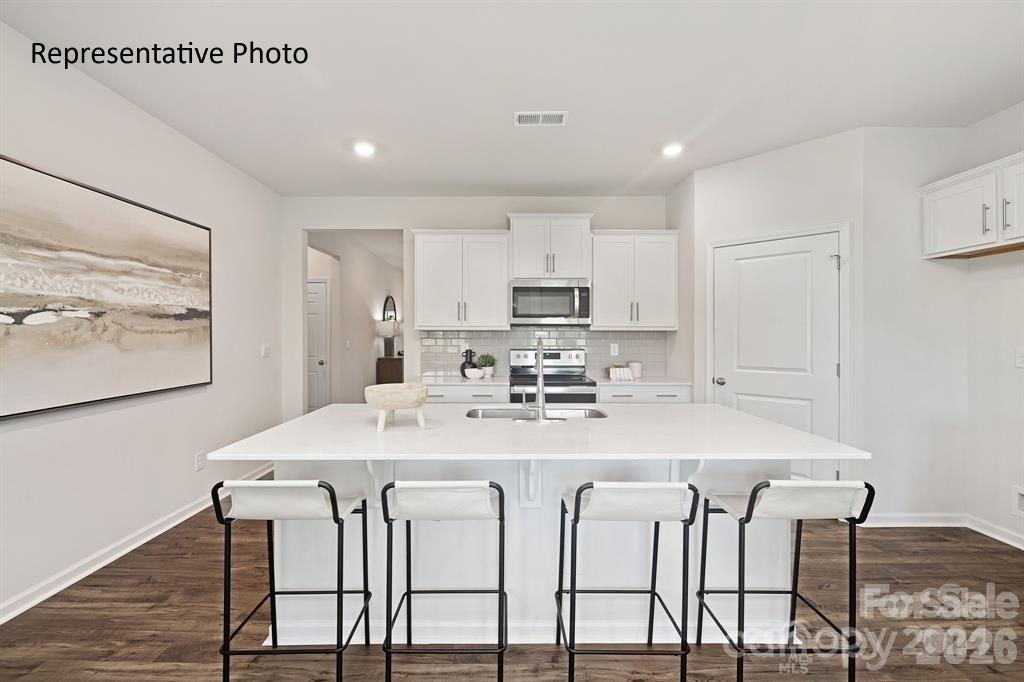 7570 Bainbridge Road