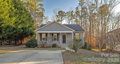 Photo of 107 Barndale Drive, Troutman, NC 28166 (MLS # 4340490)