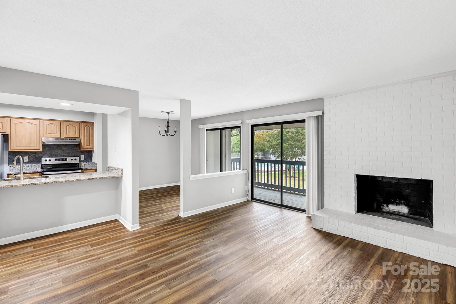 11015 Harrowfield Road