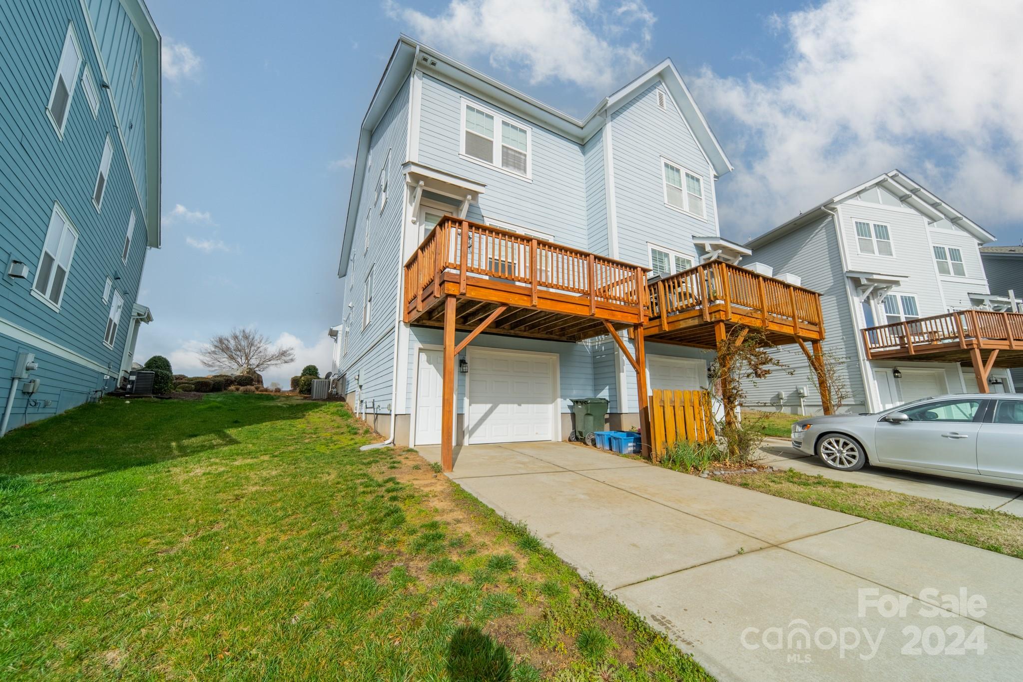 Riverwalk - Residential