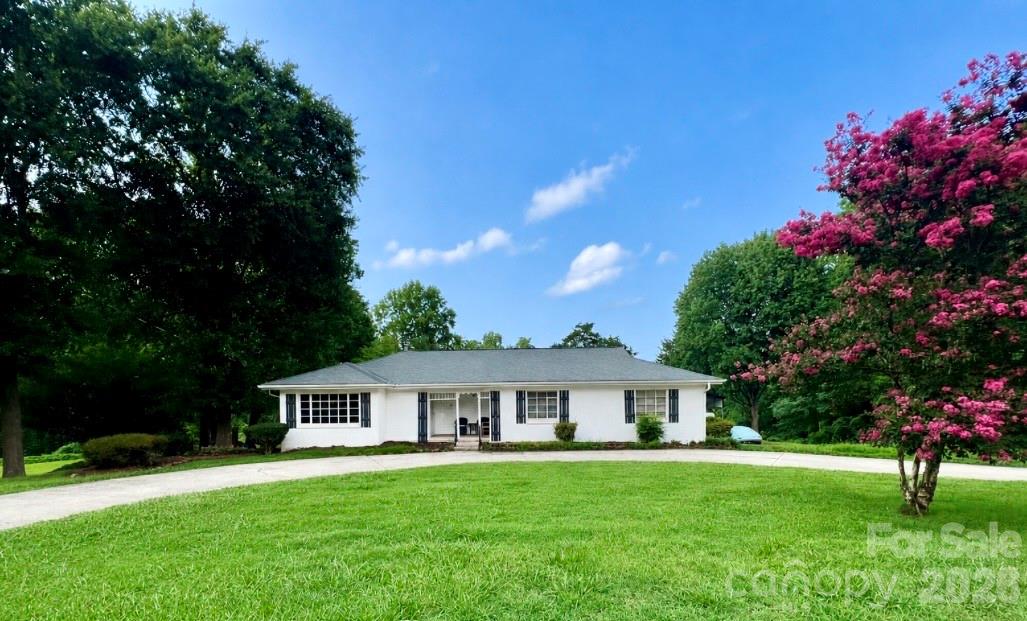436 E Club Drive, Gastonia, NC, 28054