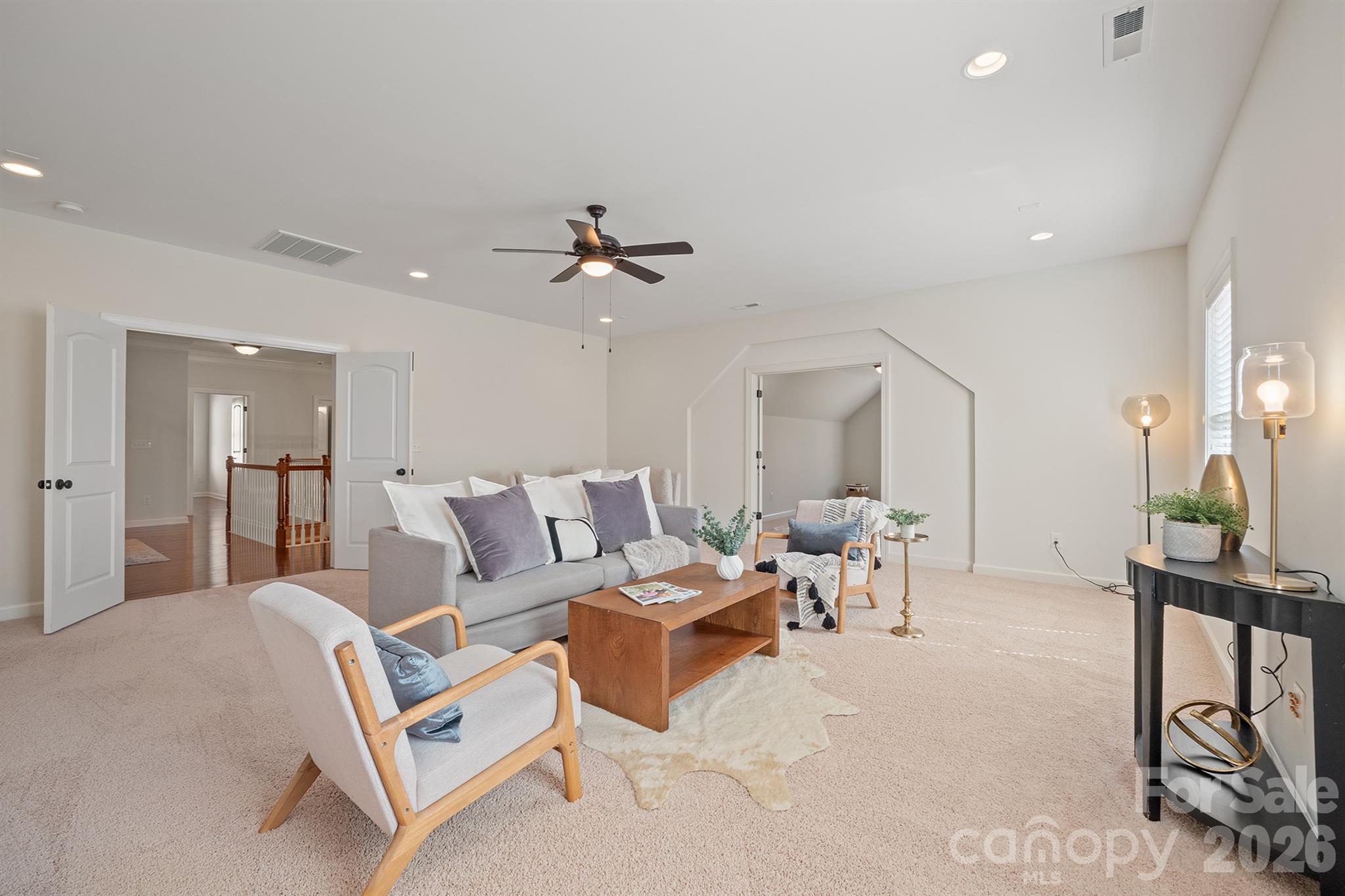 Winding Walk - Residential