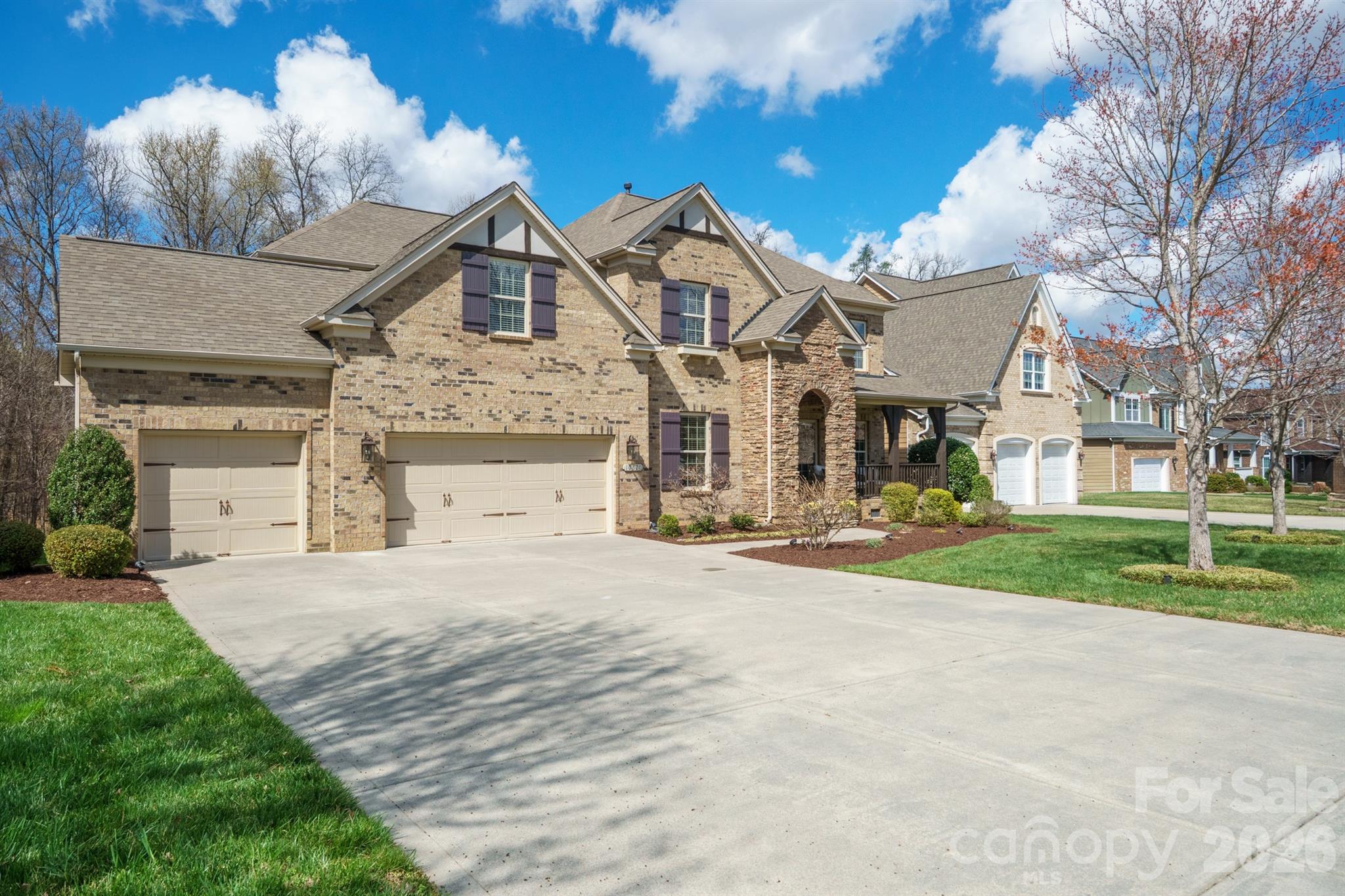 Winding Walk - Residential