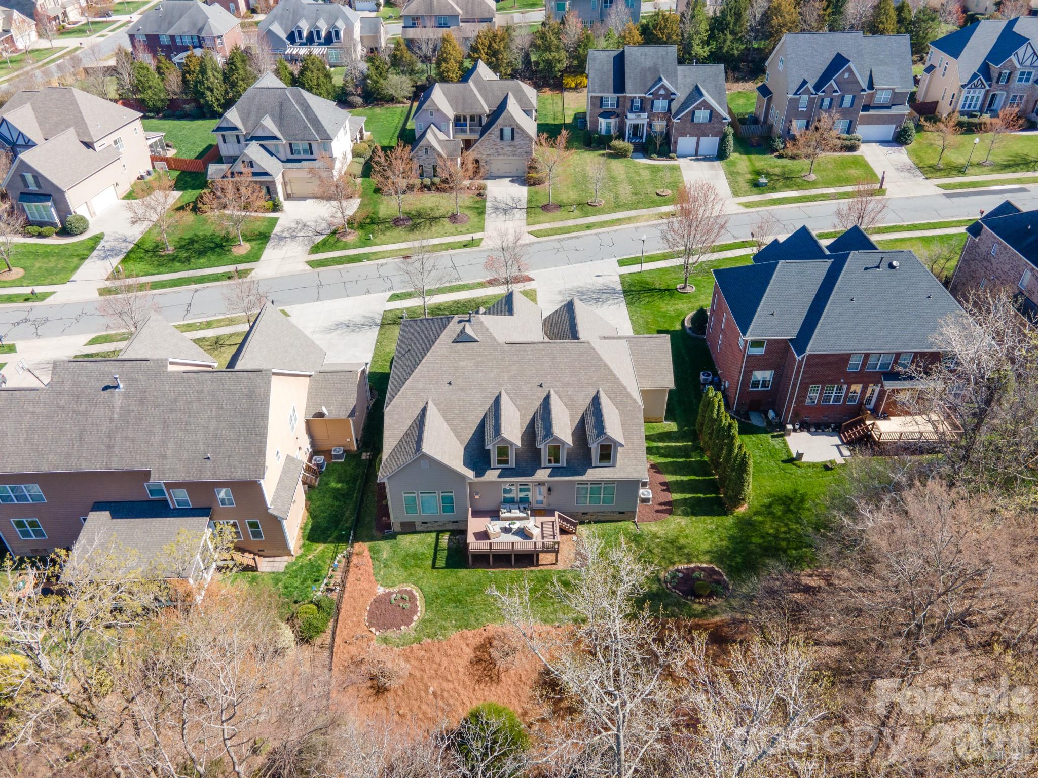 Winding Walk - Residential