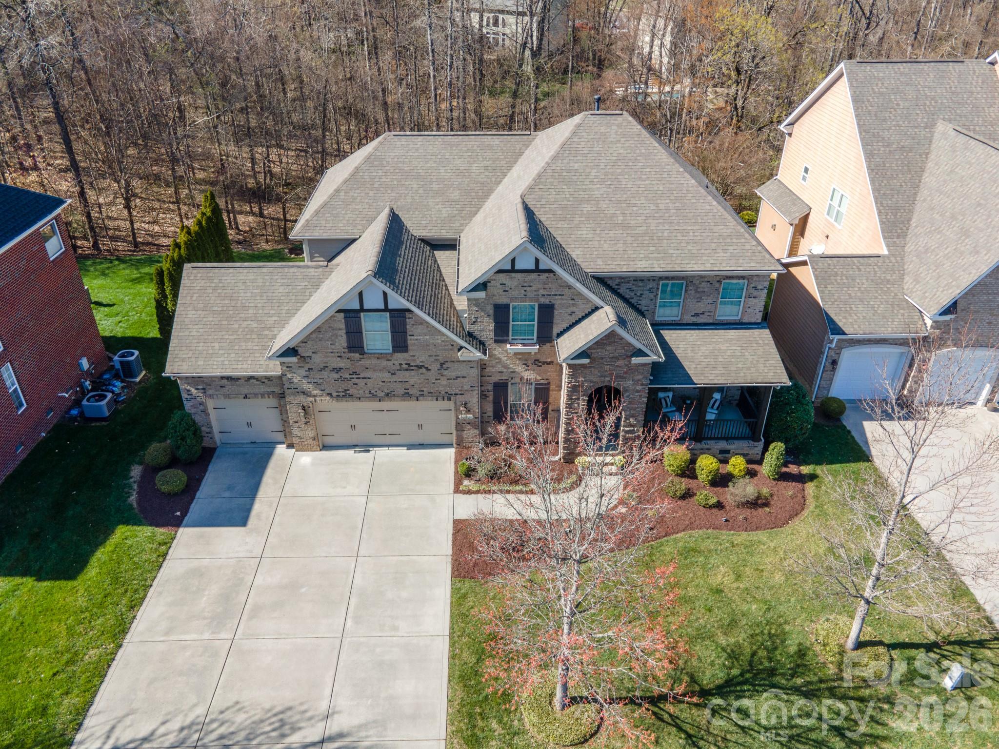 Winding Walk - Residential