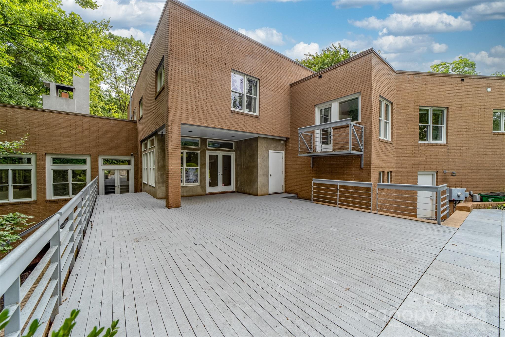 Deering Oaks - Residential