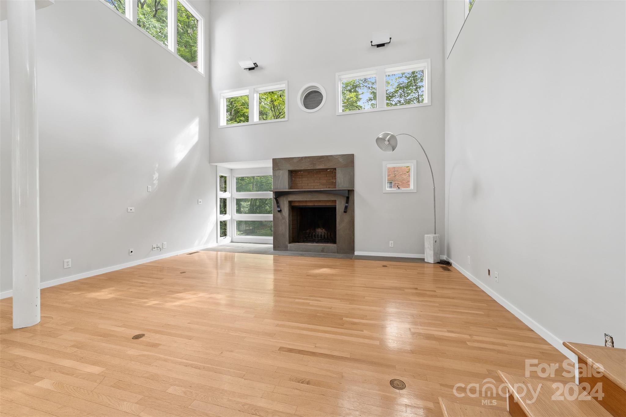 Deering Oaks - Residential