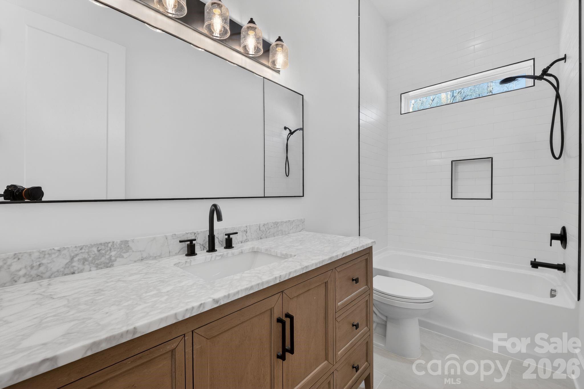 Country Club Hills - Residential