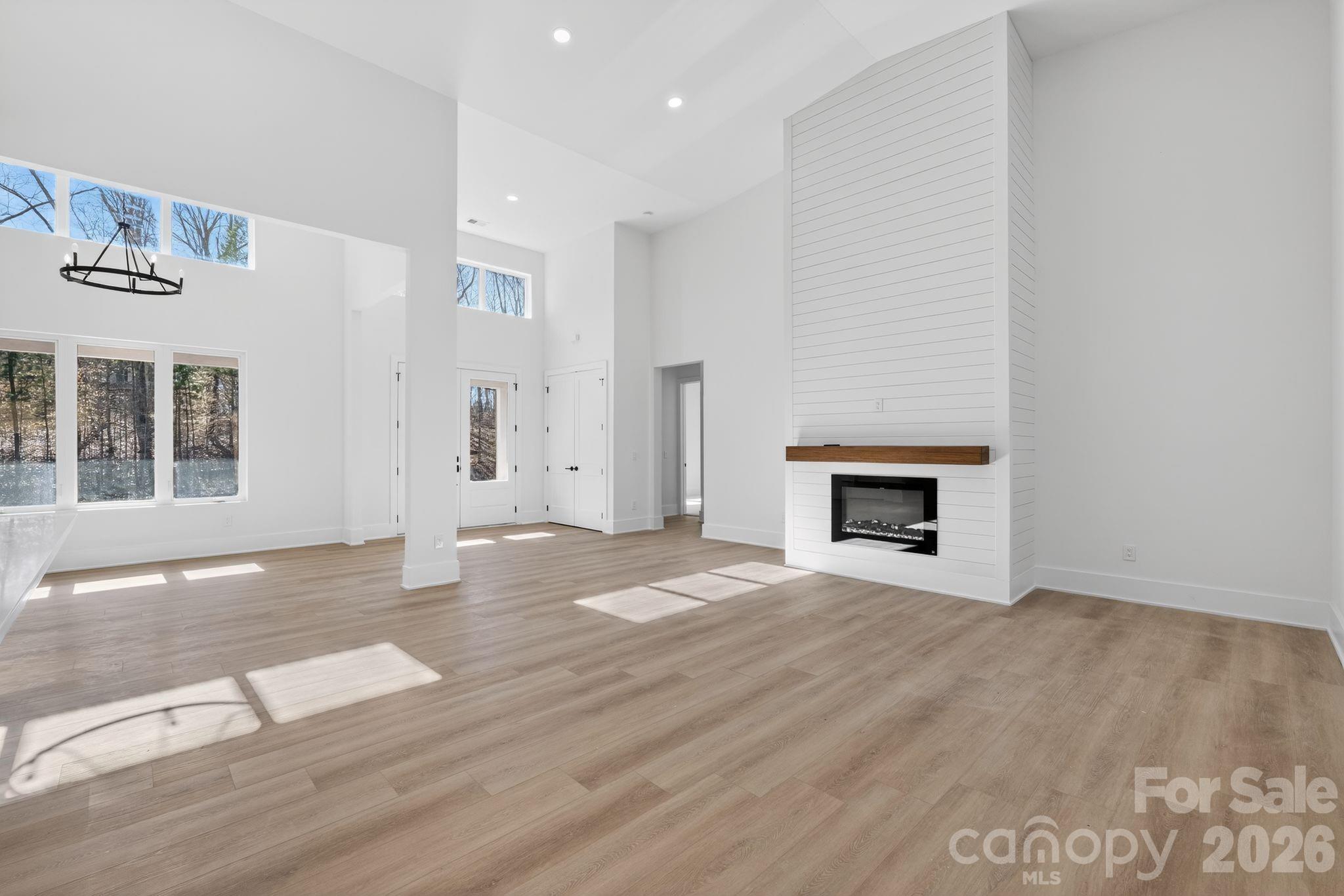 Country Club Hills - Residential