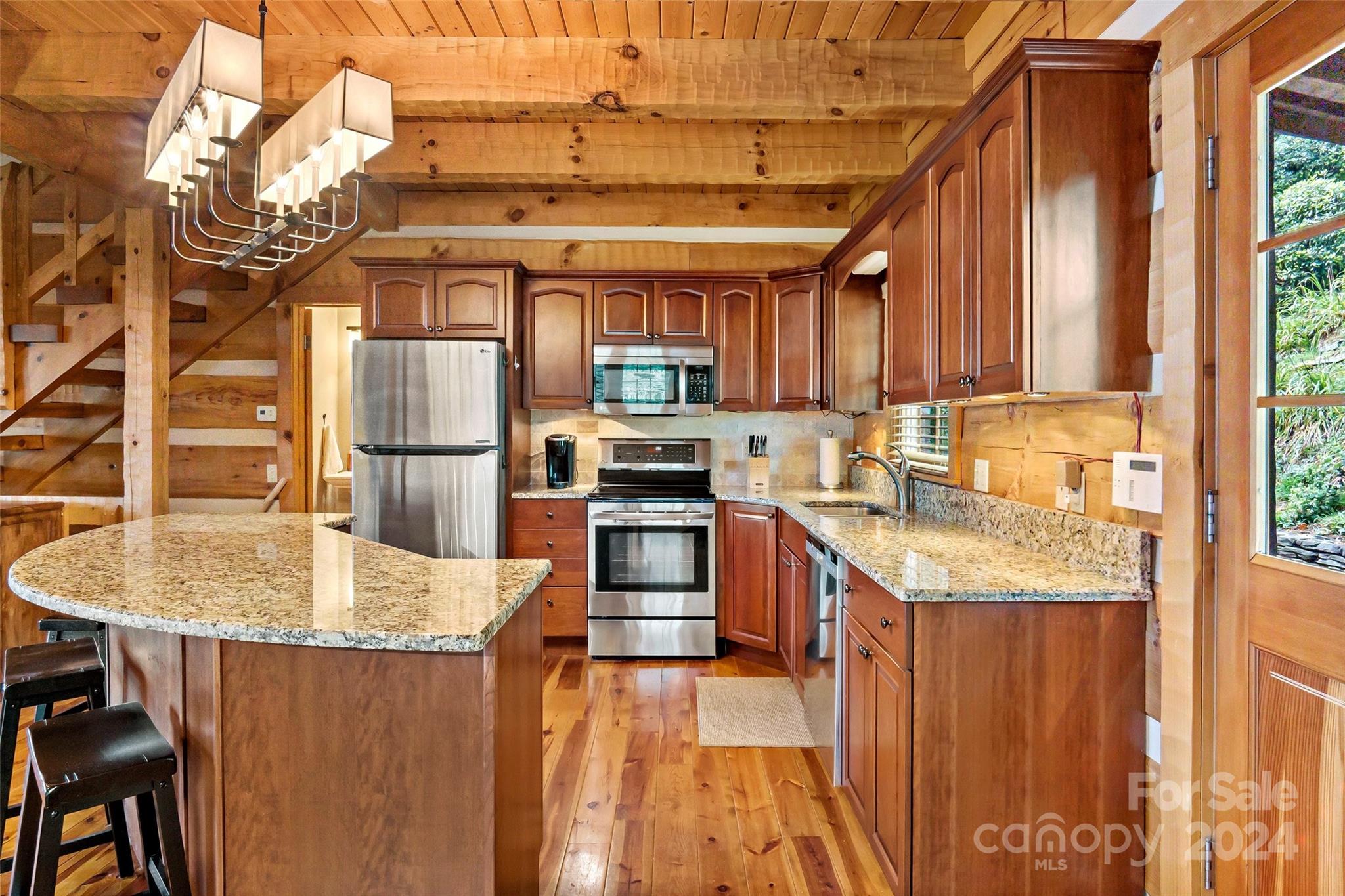 Humpback Mountain - Residential