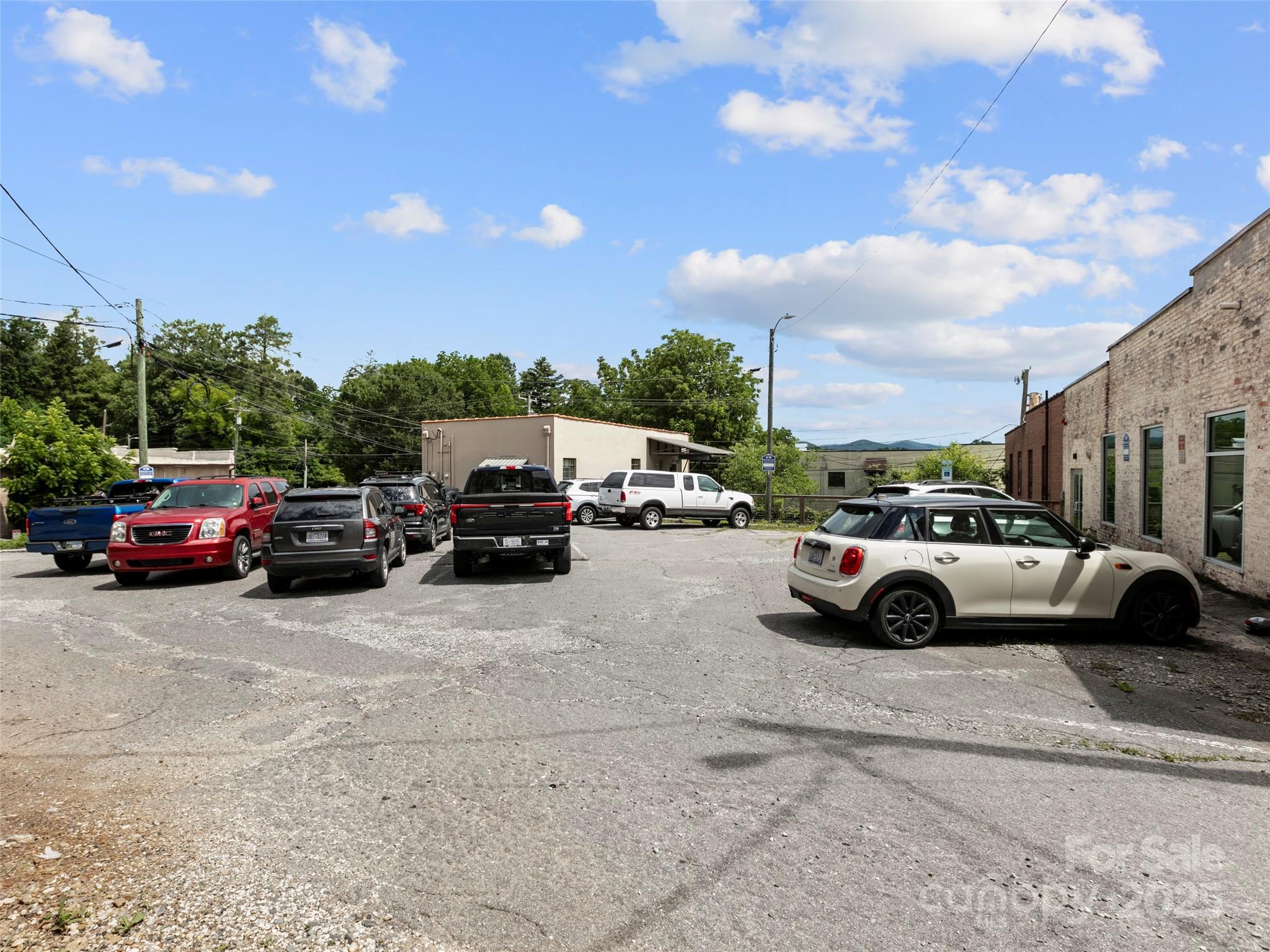 37 N Broad Street