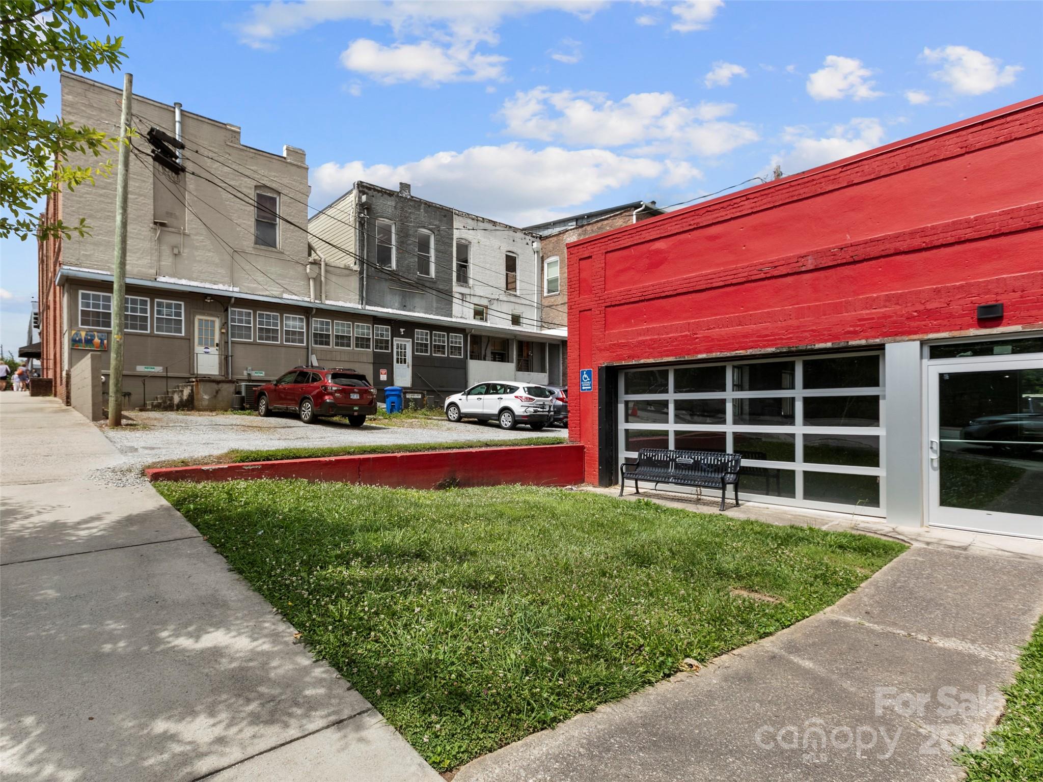37 N Broad Street