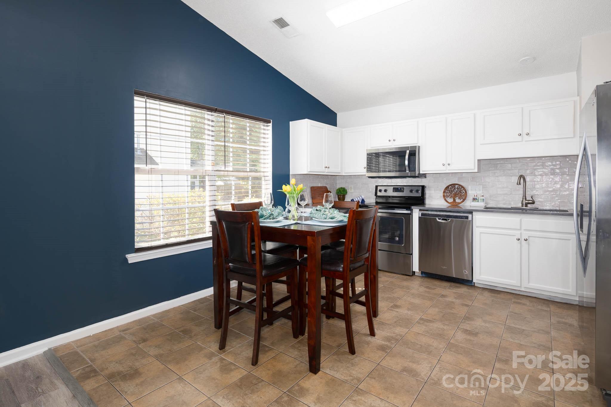 10436 Gold Pan Road