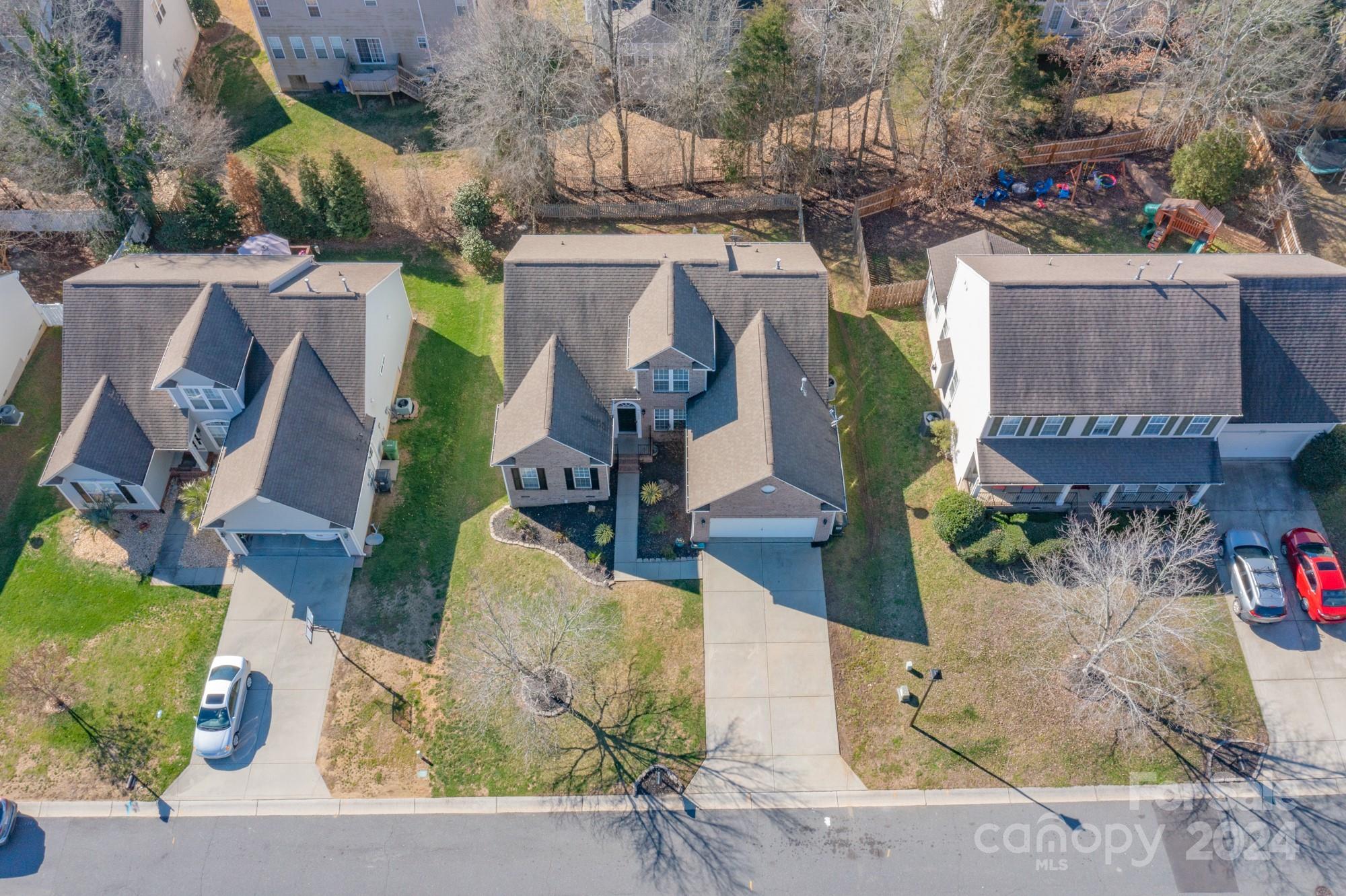 Autumn Cove At Lake Wylie - Residential
