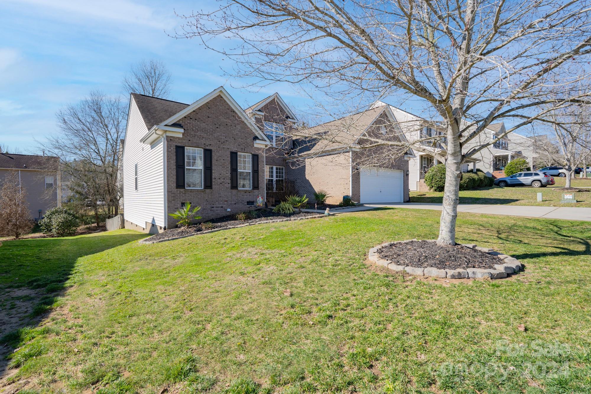 Autumn Cove At Lake Wylie - Residential