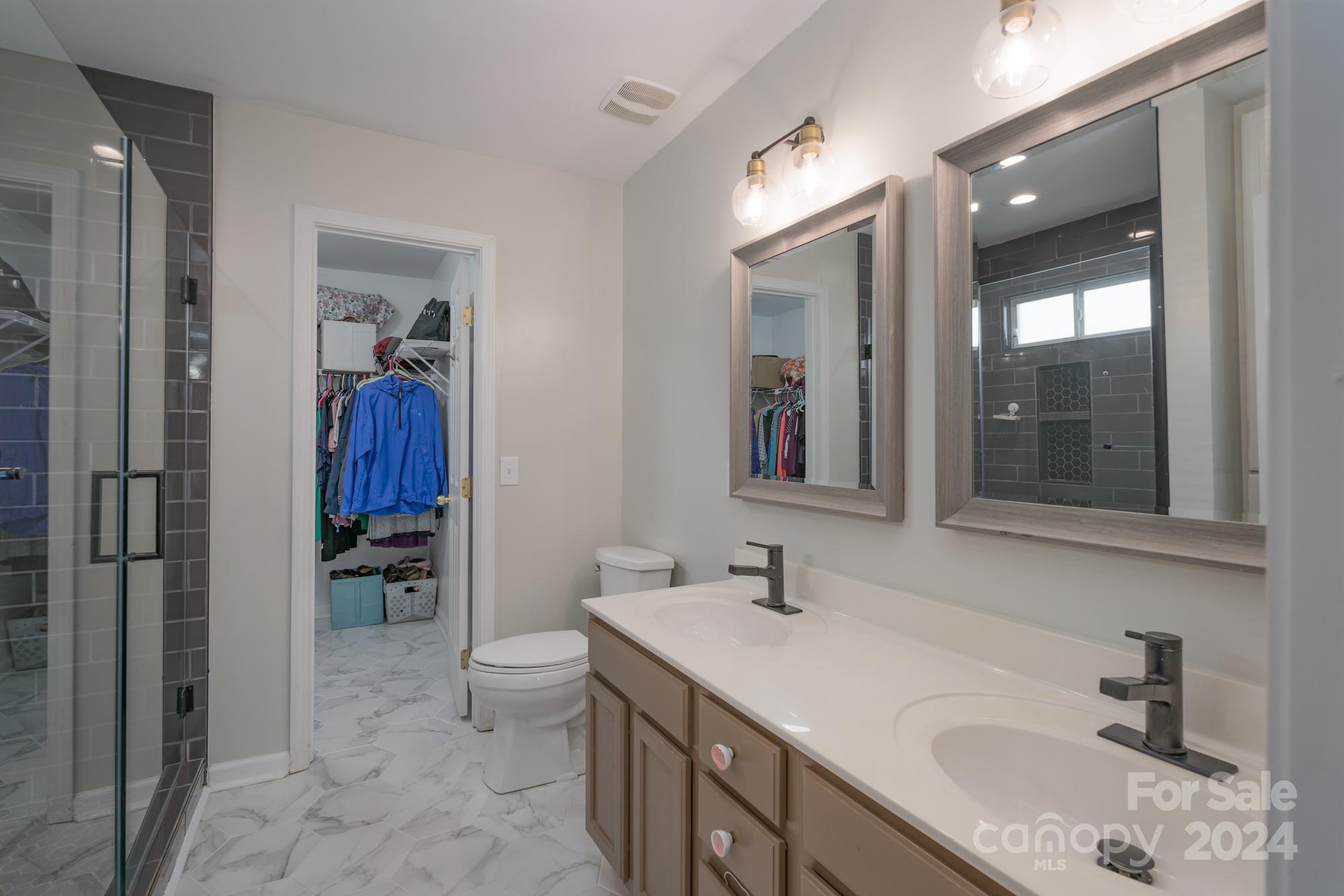 Autumn Cove At Lake Wylie - Residential