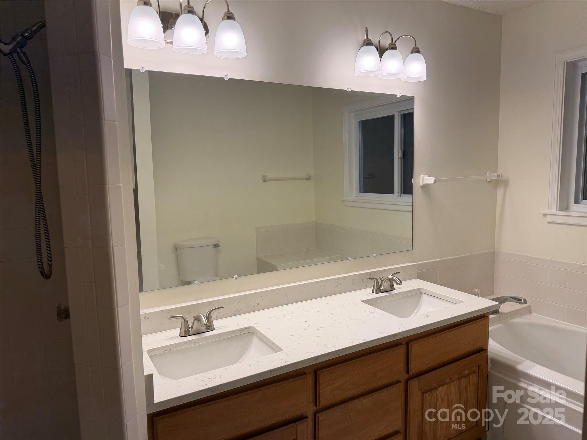 Meadow Creek Settlement - Residential