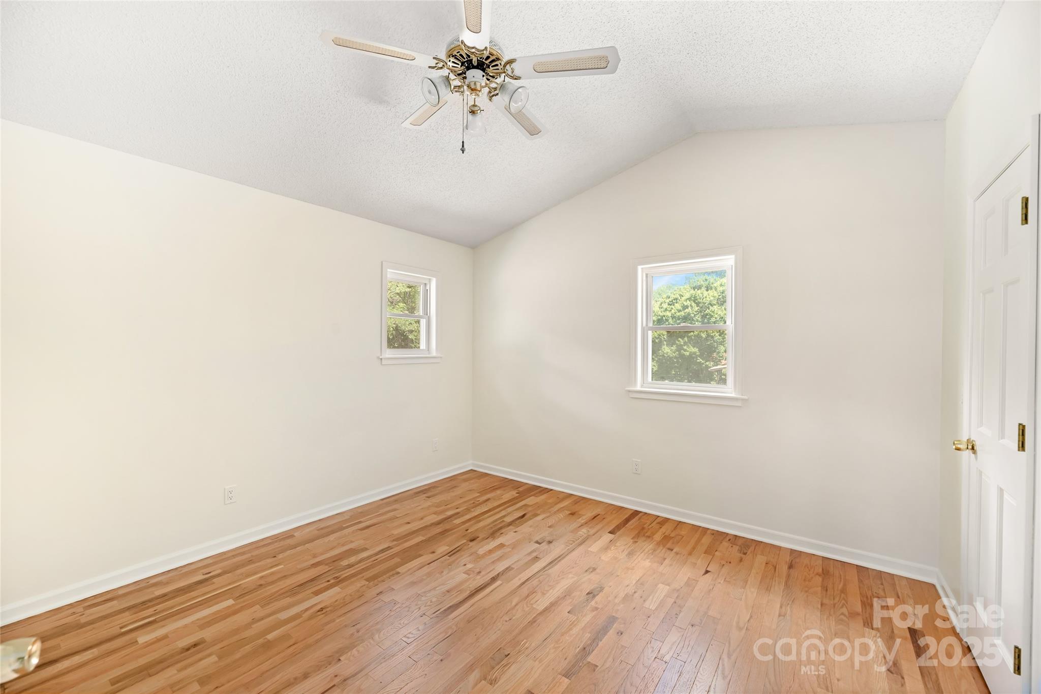 Meadow Creek Settlement - Residential