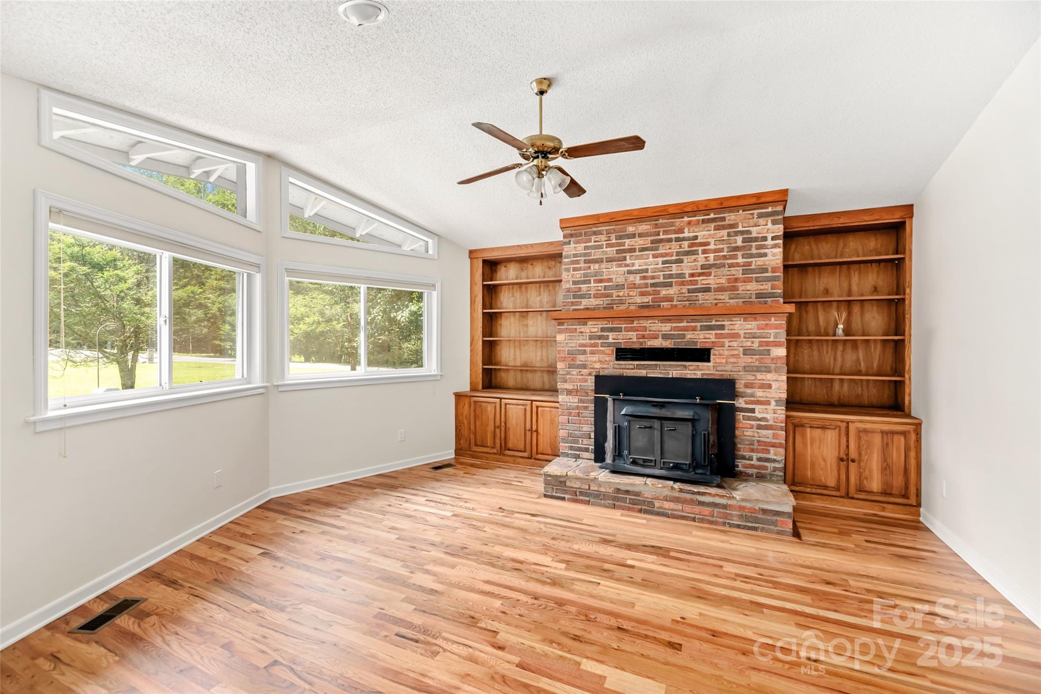 Meadow Creek Settlement - Residential