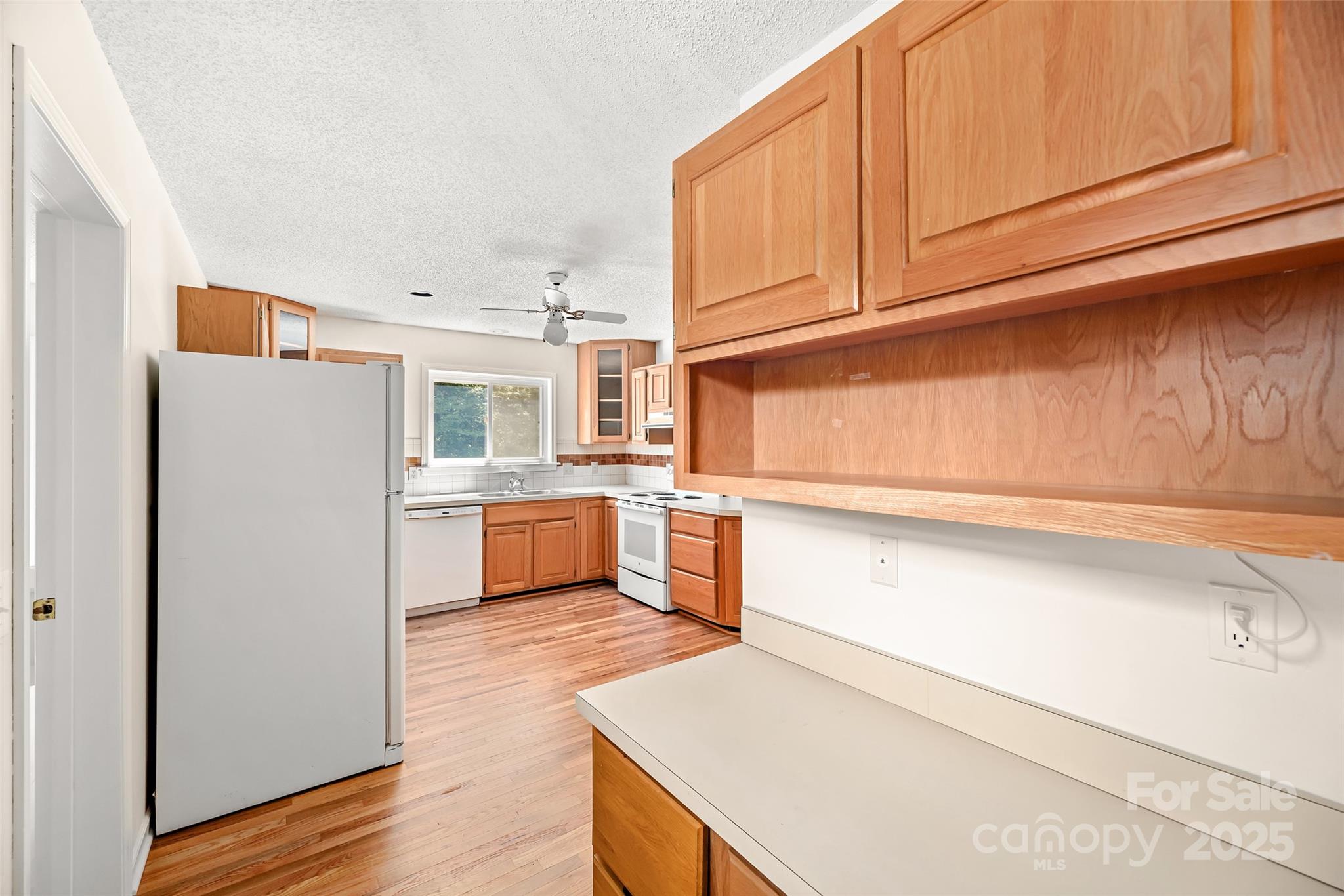 Meadow Creek Settlement - Residential