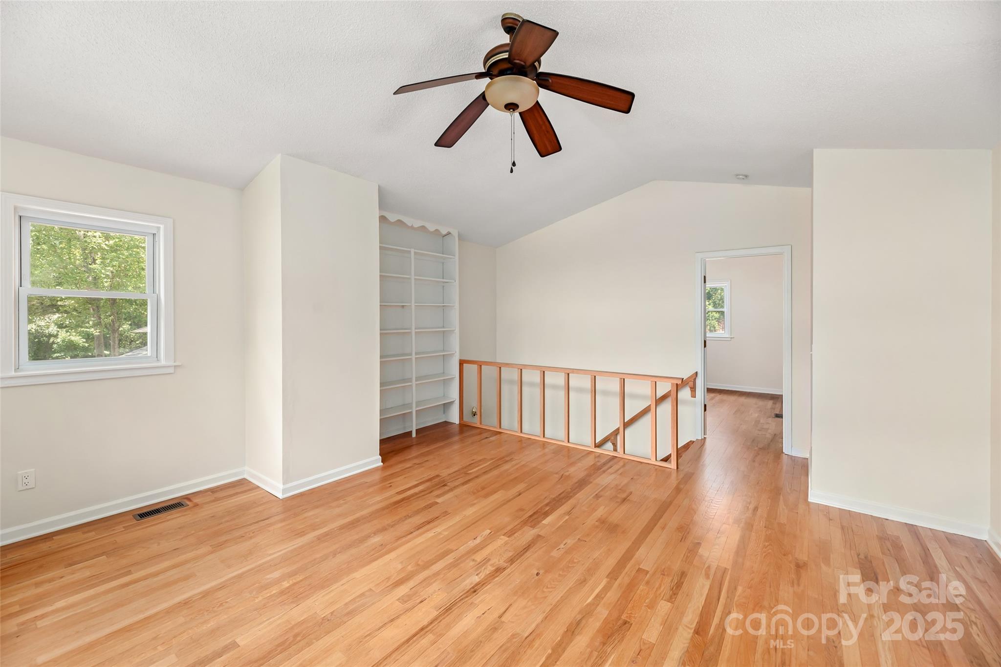 Meadow Creek Settlement - Residential