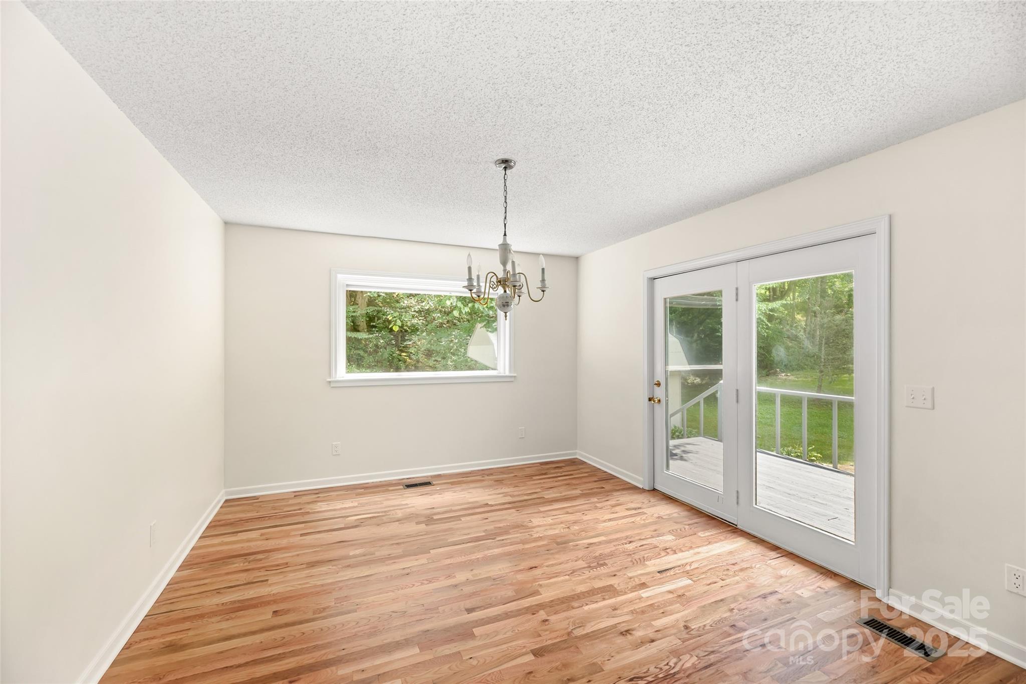 Meadow Creek Settlement - Residential