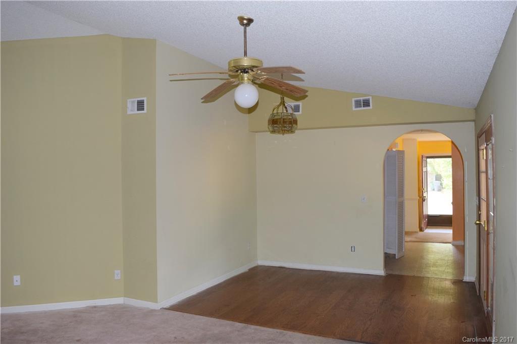 Hickory Ridge - Residential