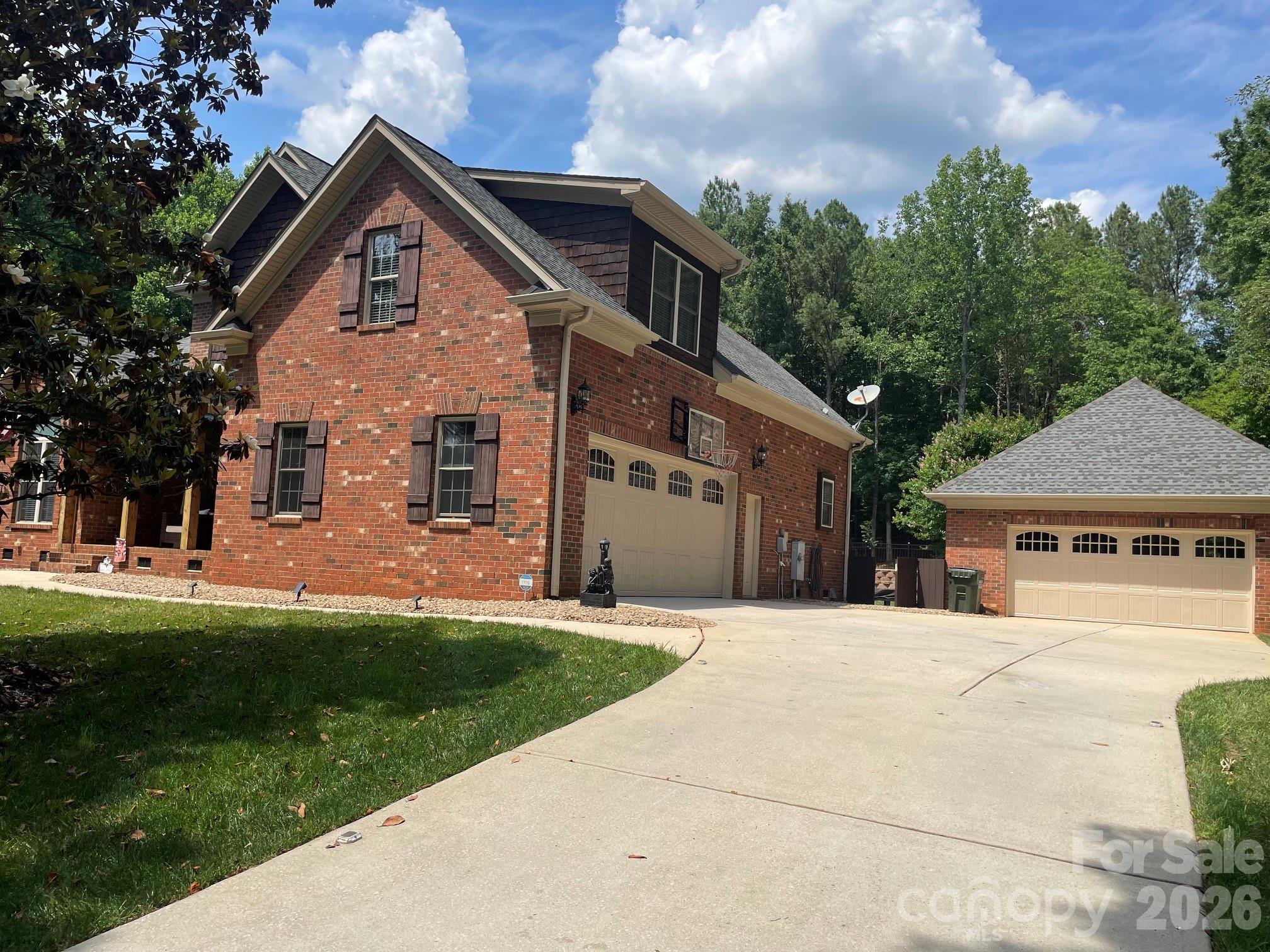 4618 Water Oak Drive