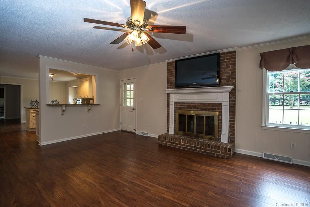 Meadow Lakes - Residential