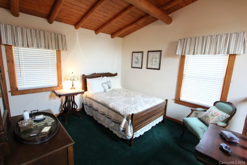 Laurel Cove - Residential