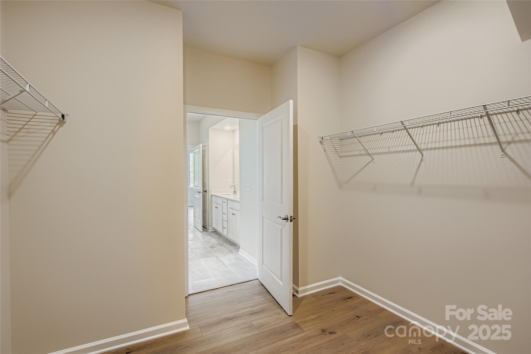 Roselyn - Residential