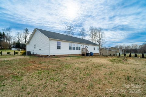 A home in Hickory