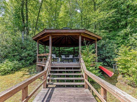 A home in Lake Toxaway