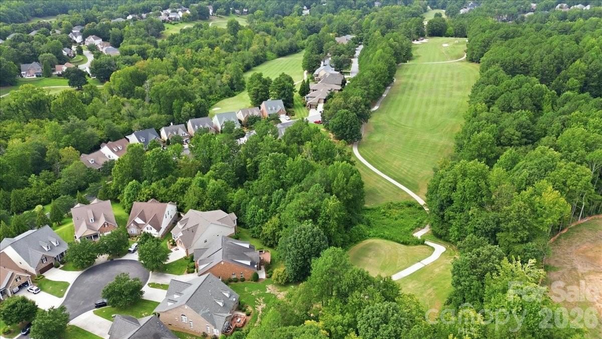 1273 Winged Foot Drive