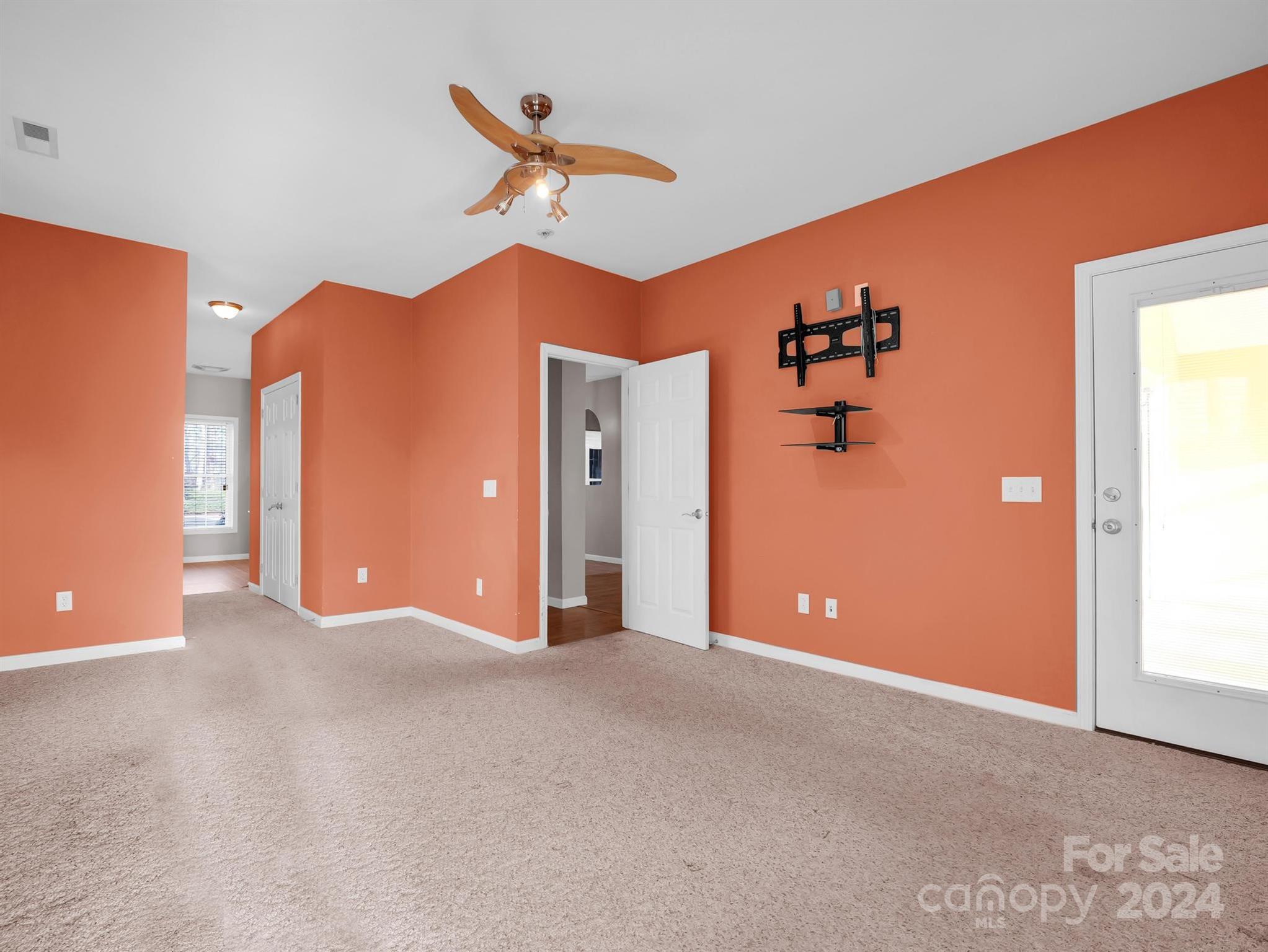 Jericho Woods - Residential