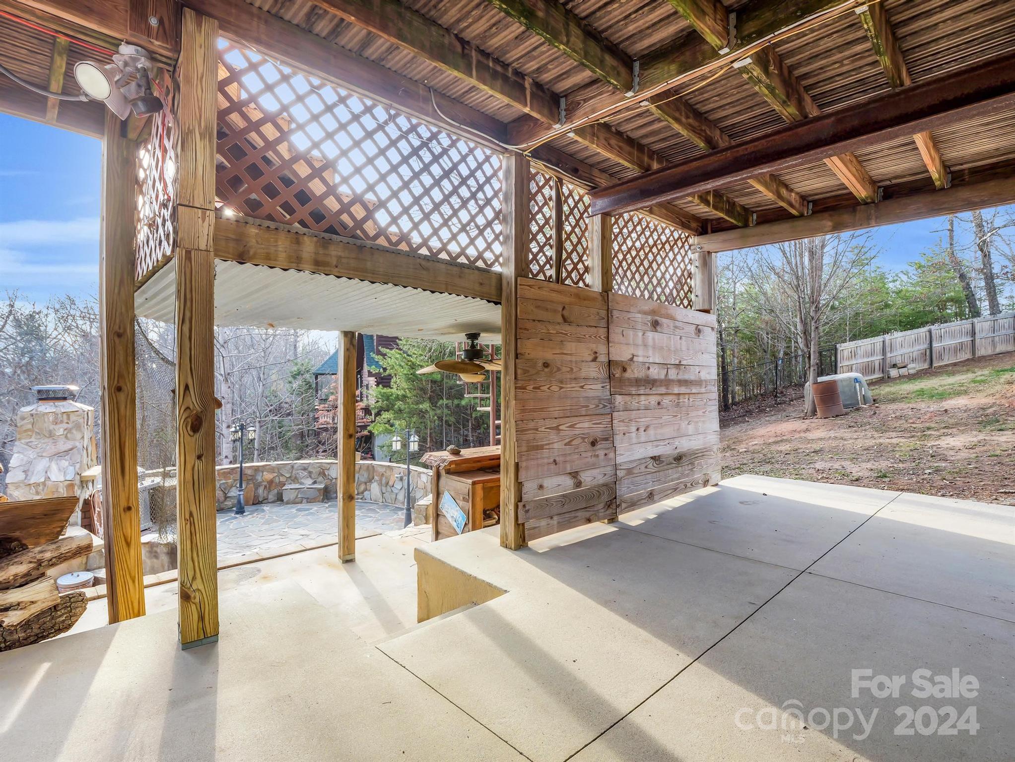 Jericho Woods - Residential