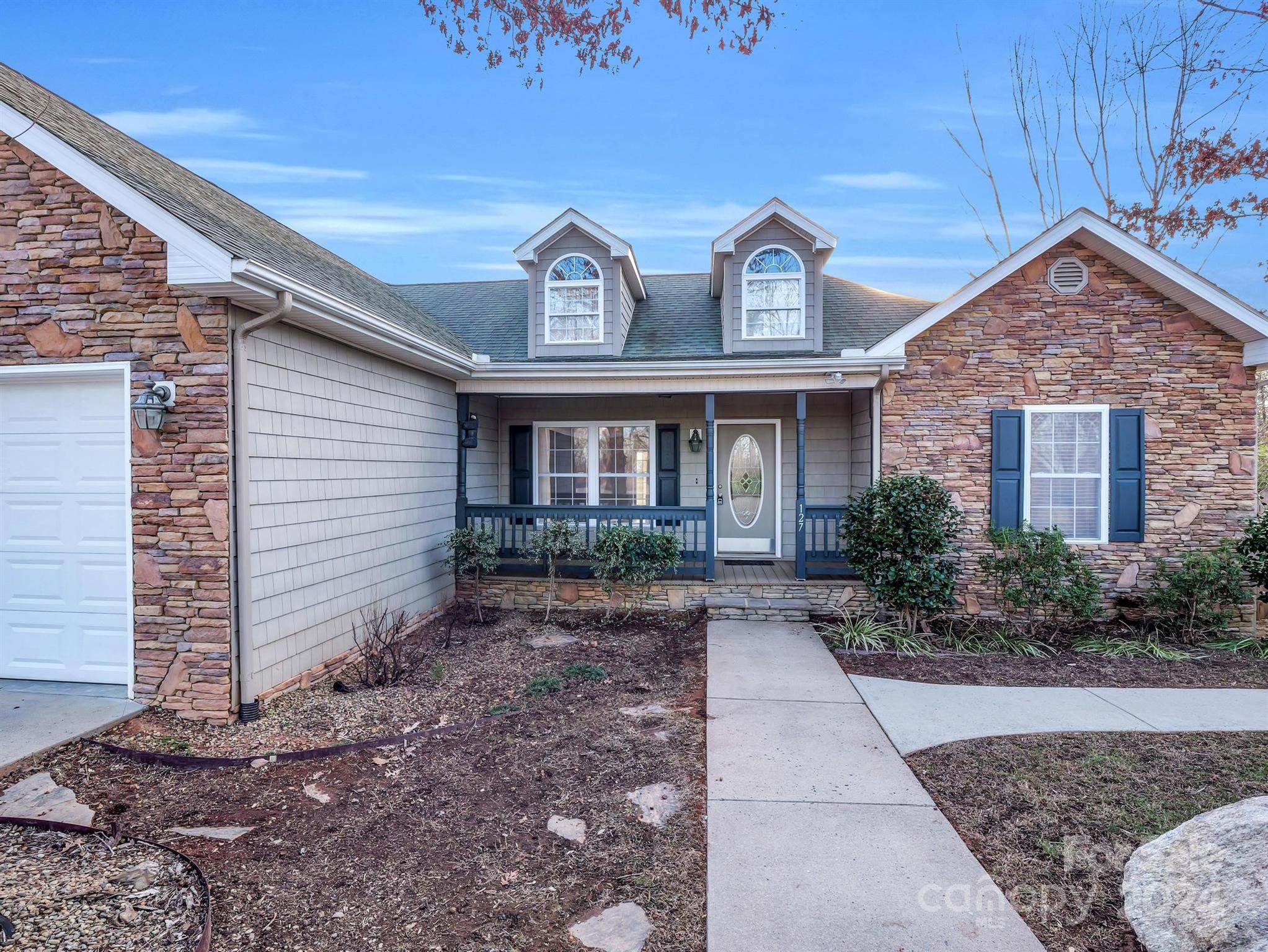 Jericho Woods - Residential