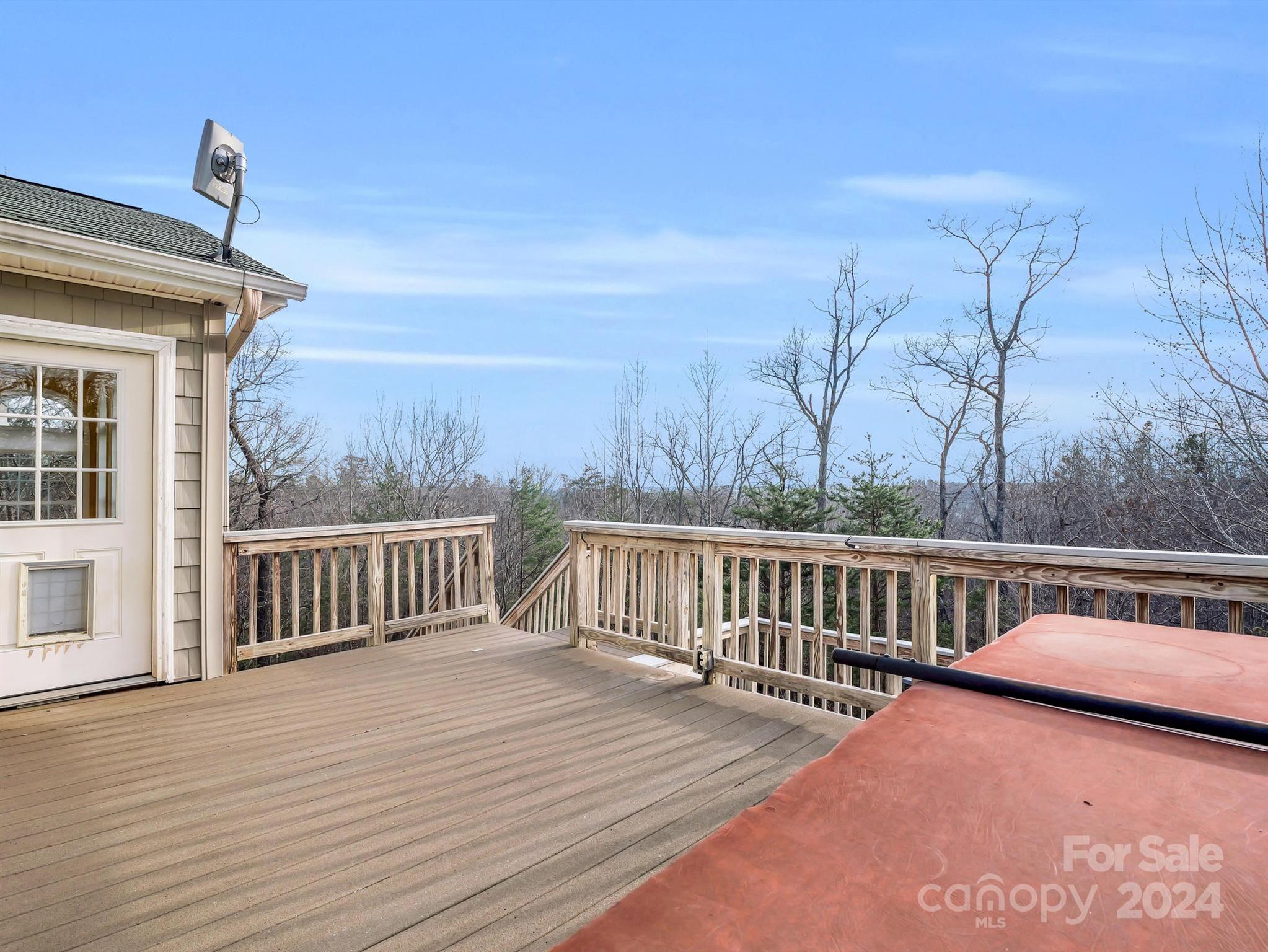 Jericho Woods - Residential