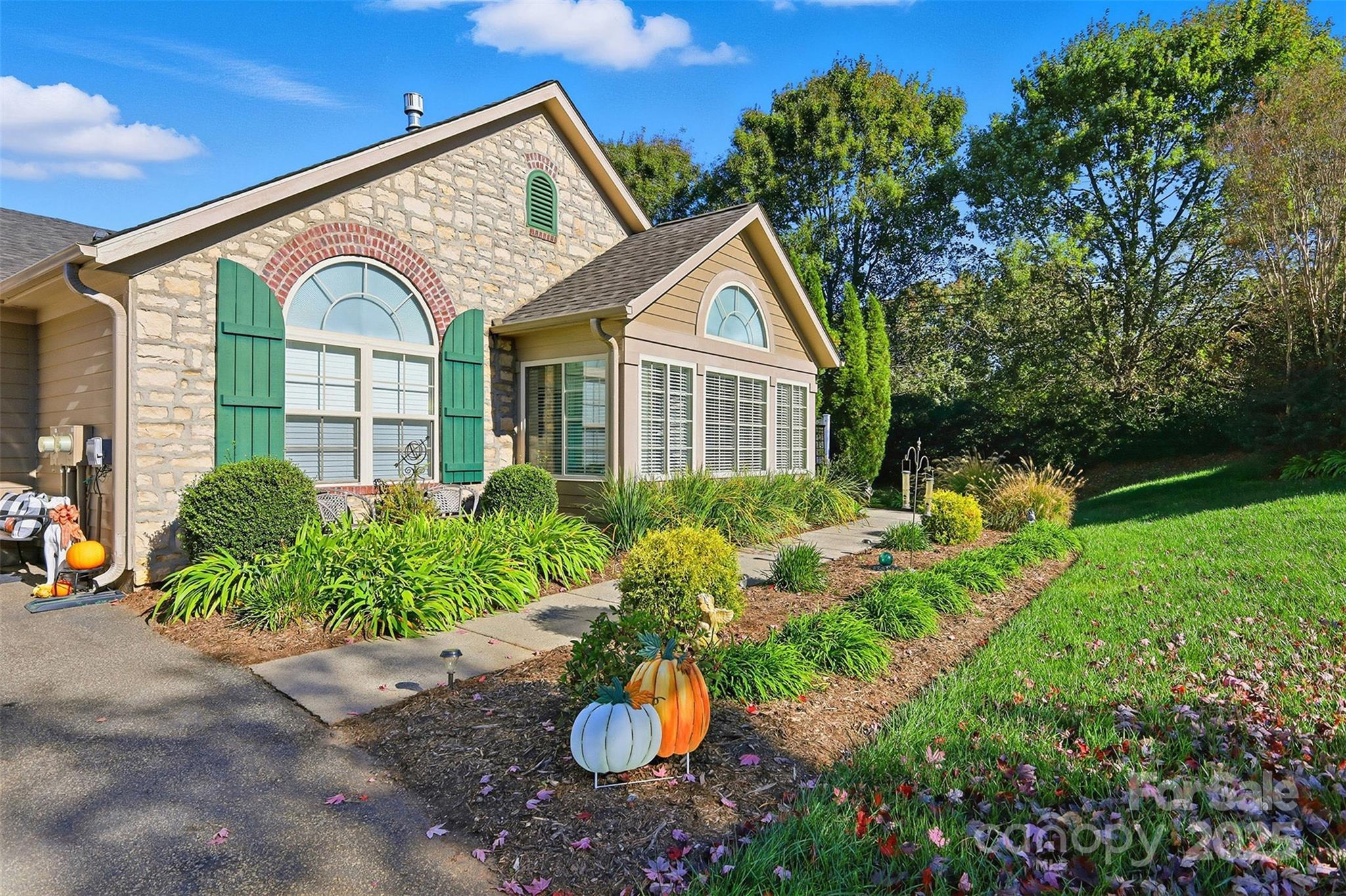 Wynnshire Ridge - Residential