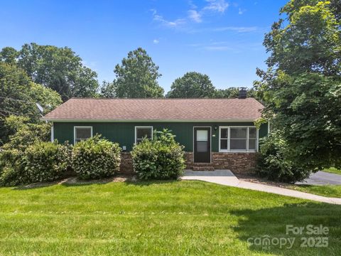 520 Forest Street Mars Hill NC 28754