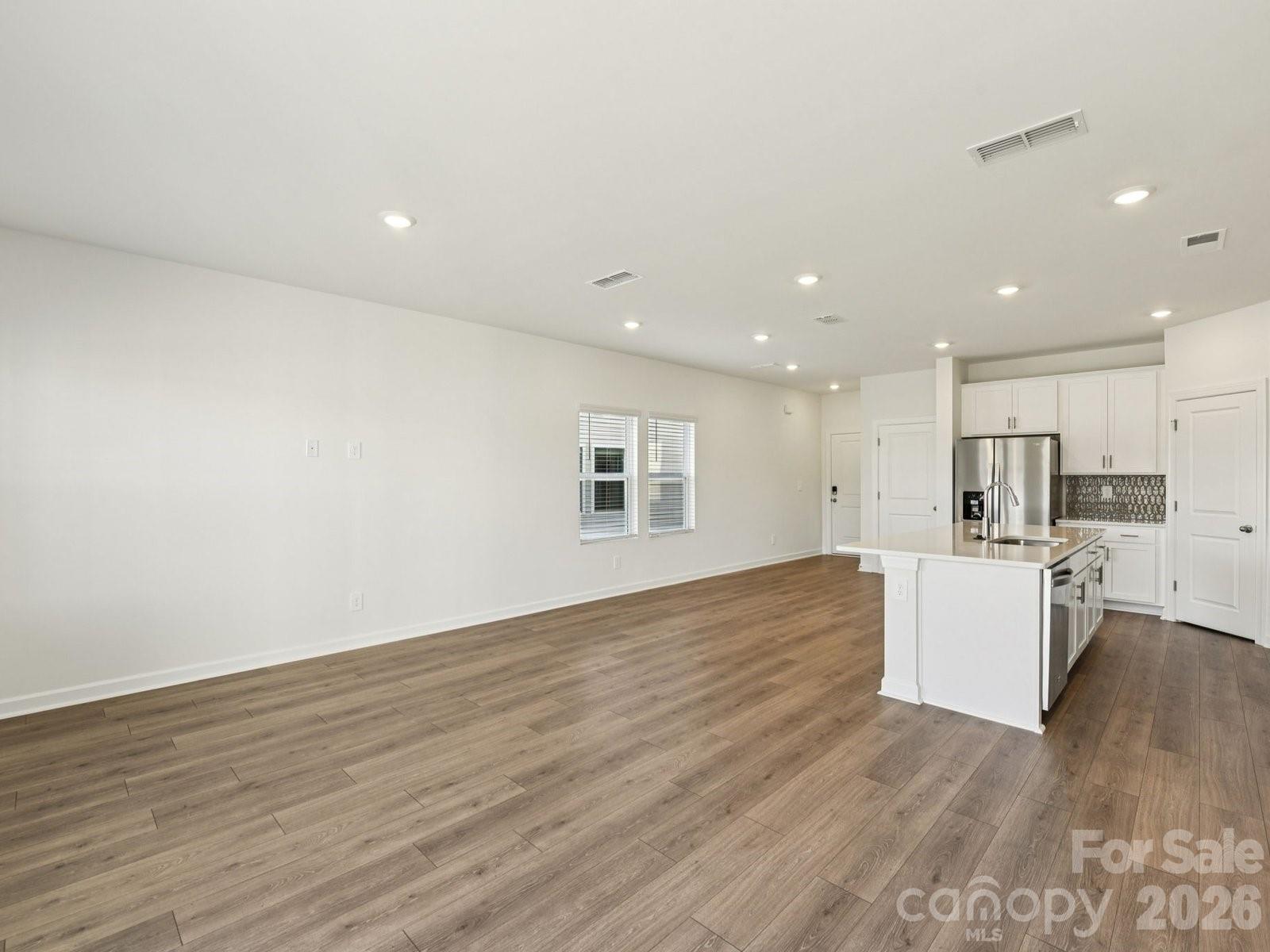 8021 Hidden Springs Trail