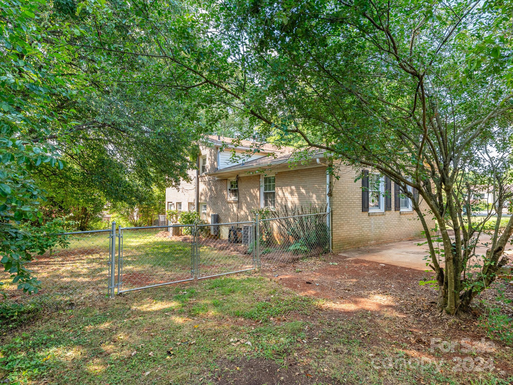 Winthrop Heights - Residential